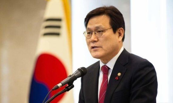 최종구 금융위원장은 26일 부산국제금융센터에서 캠코가 주관한 ‘자본시장을 통한 기업구조 혁신 방향 토론회’에 참석해 향후 정책 방향을 소개했다. [사진 = 금융위원회]