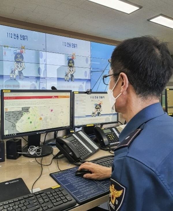 SK텔레콤이 코로나19 확산 방지에 ICT 기술로 힘을 보태기로 했다.