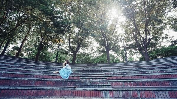 ▲금손남친 포토스팟 중 하나인 아시아선수촌공원. [사진=현대백화점면세점]