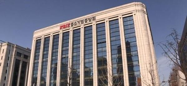중소기업중앙회는 13일 전북 완주군의 환기시스템 제조업체 대륜산업에서 '상생형 스마트공장 성과나눔 발표회'를 개최했다고 밝혔다. (사진제공=연합뉴스)