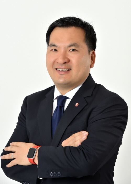 AIA생명은 신임 CEO로 피터 정을 선임했다.[사진제공=AIA생명]