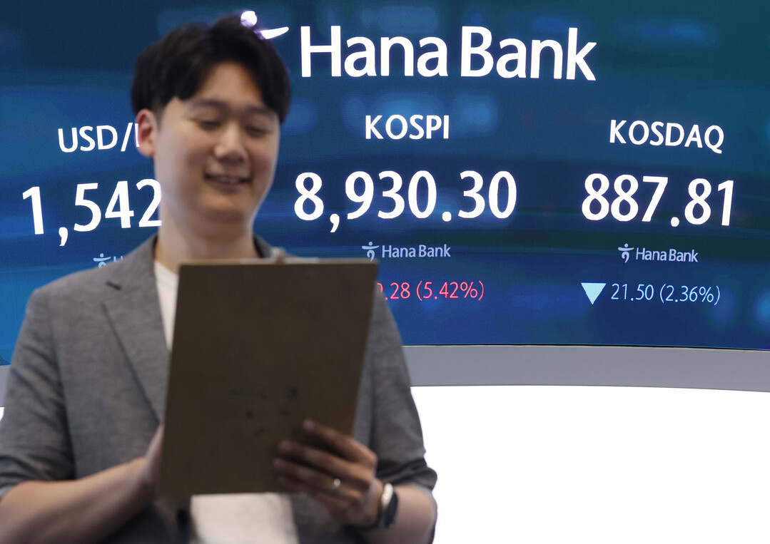 코스피, 한때 ‘9000피’ 탈환… ...