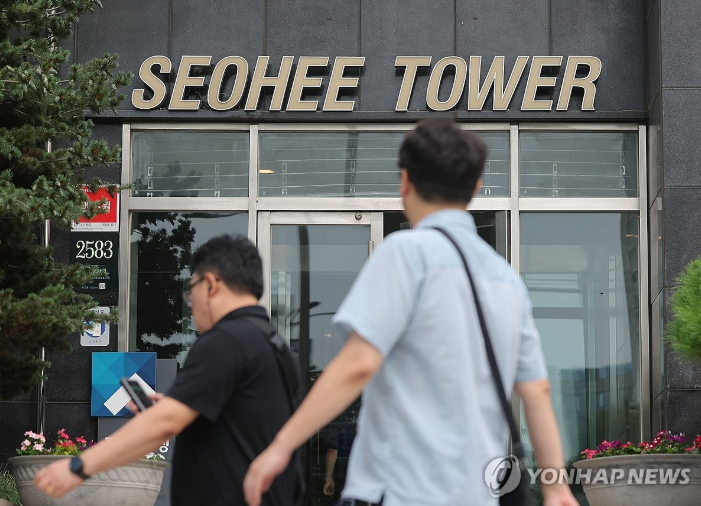서희건설, 낮은 부채보다 무거운 이봉...